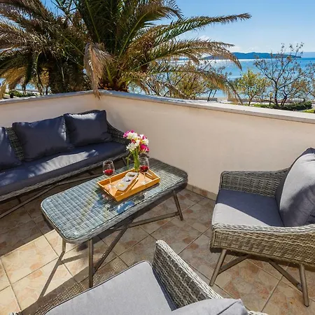 Nyaraló Beach House Kantun Kaštela